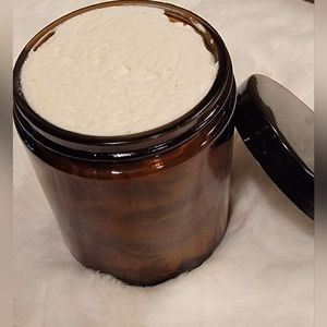 Lulu's Simply Bee 🐝  Body Butter